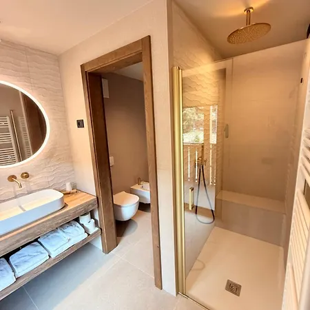 Lorenzetti Hotel 4*