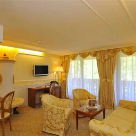 Lorenzetti Hotel 4*